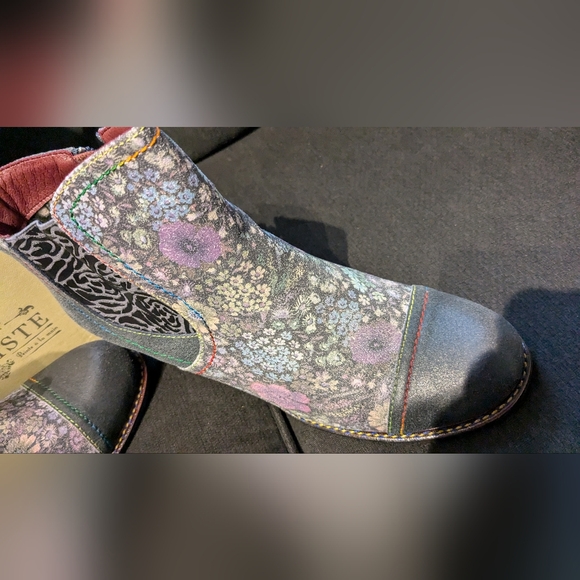 L'ARTISTE Melvina Bootie Women's size 8.5 US 39 UE - Picture 3 of 10